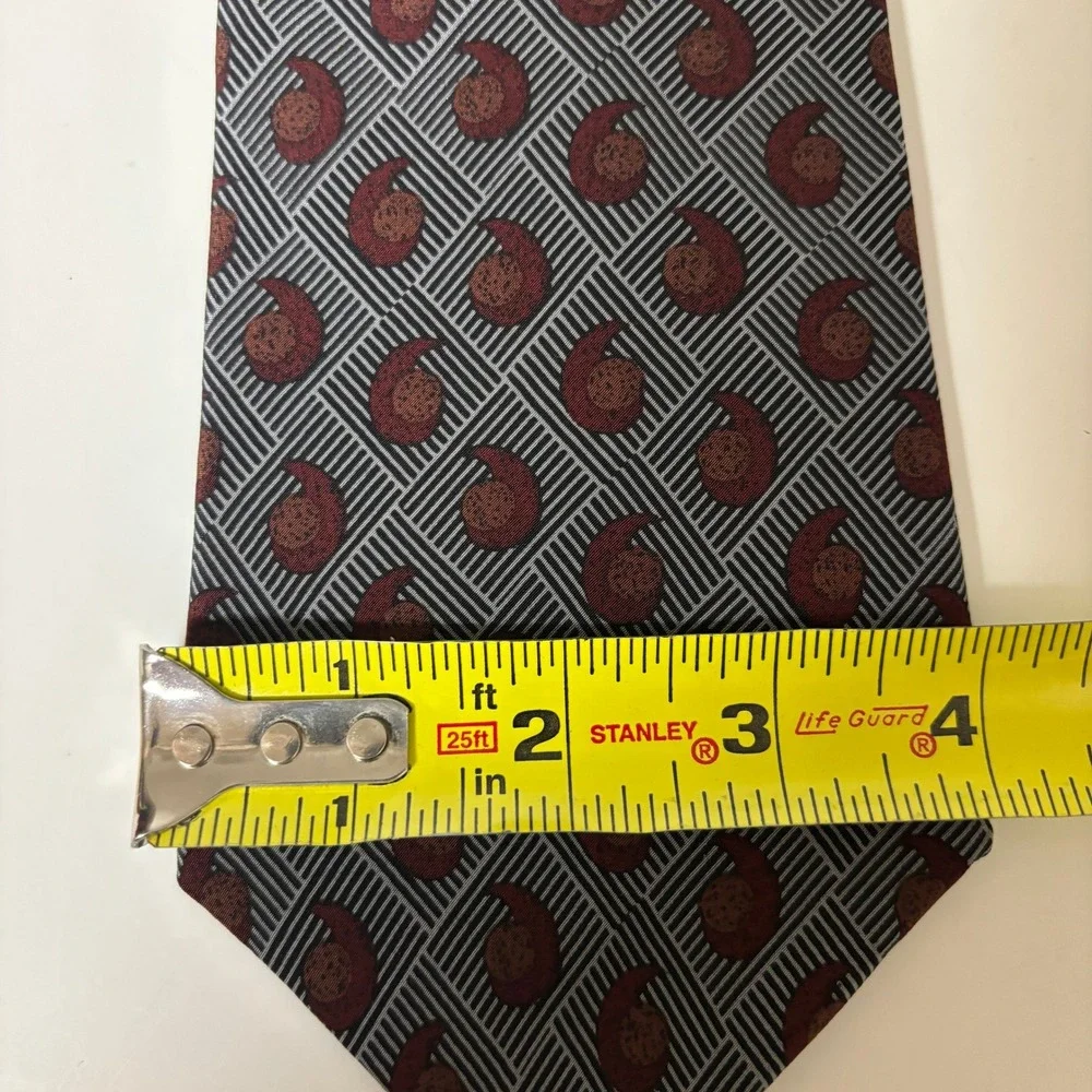 Brandini Le Collezioni Mens Silk Tie Geometric Paisley Red Grey USA Made - Picture 4 of 4
